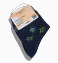 Load image into Gallery viewer, Conscious Step kid socks that protect turtles
