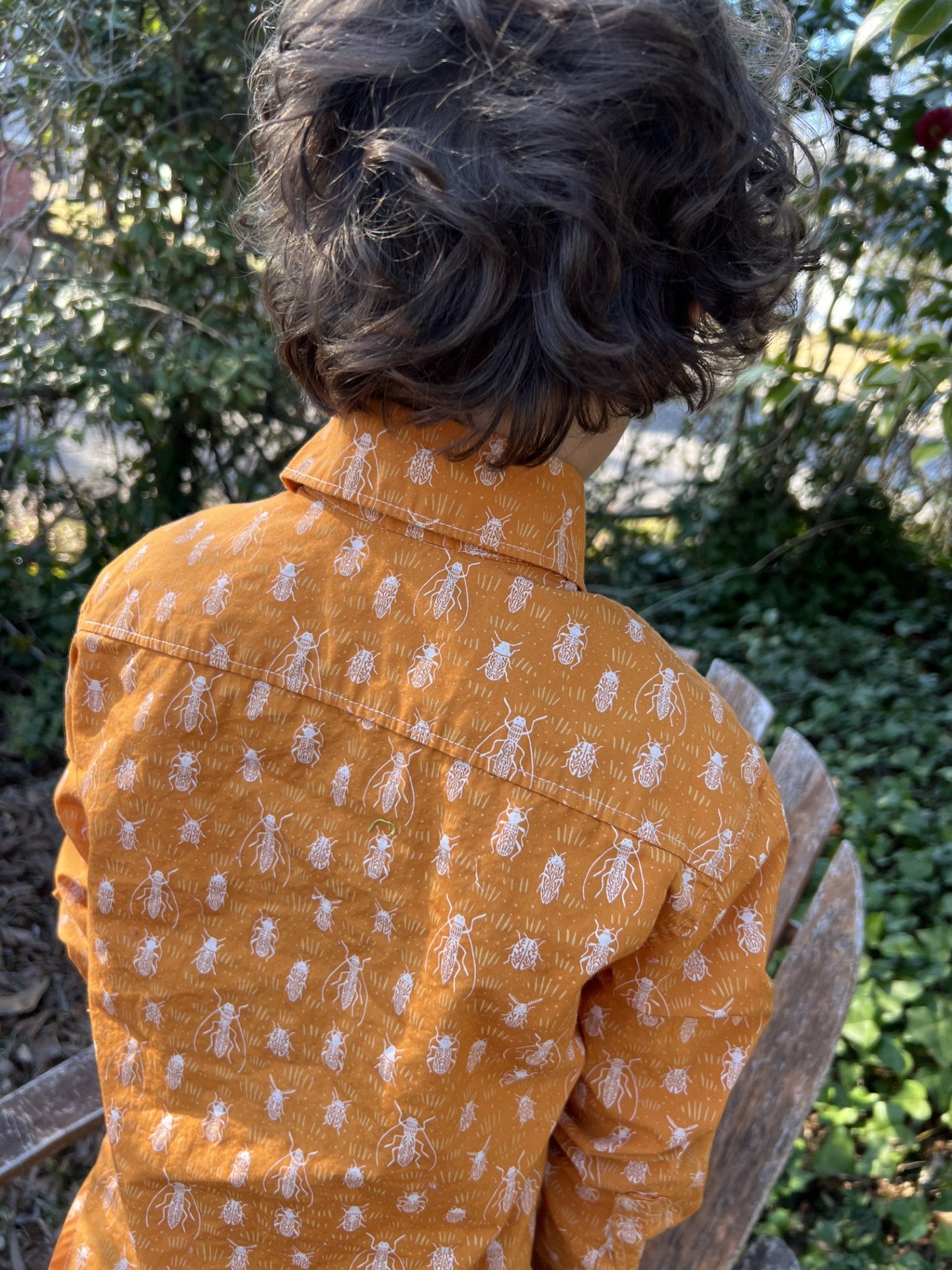 Camp shirt with bug print