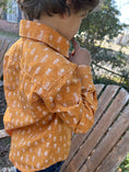 Load image into Gallery viewer, Camp shirt with bug print
