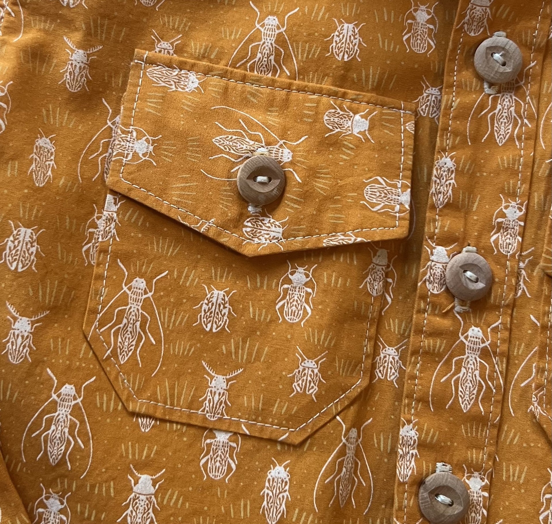 Camp shirt with bug print