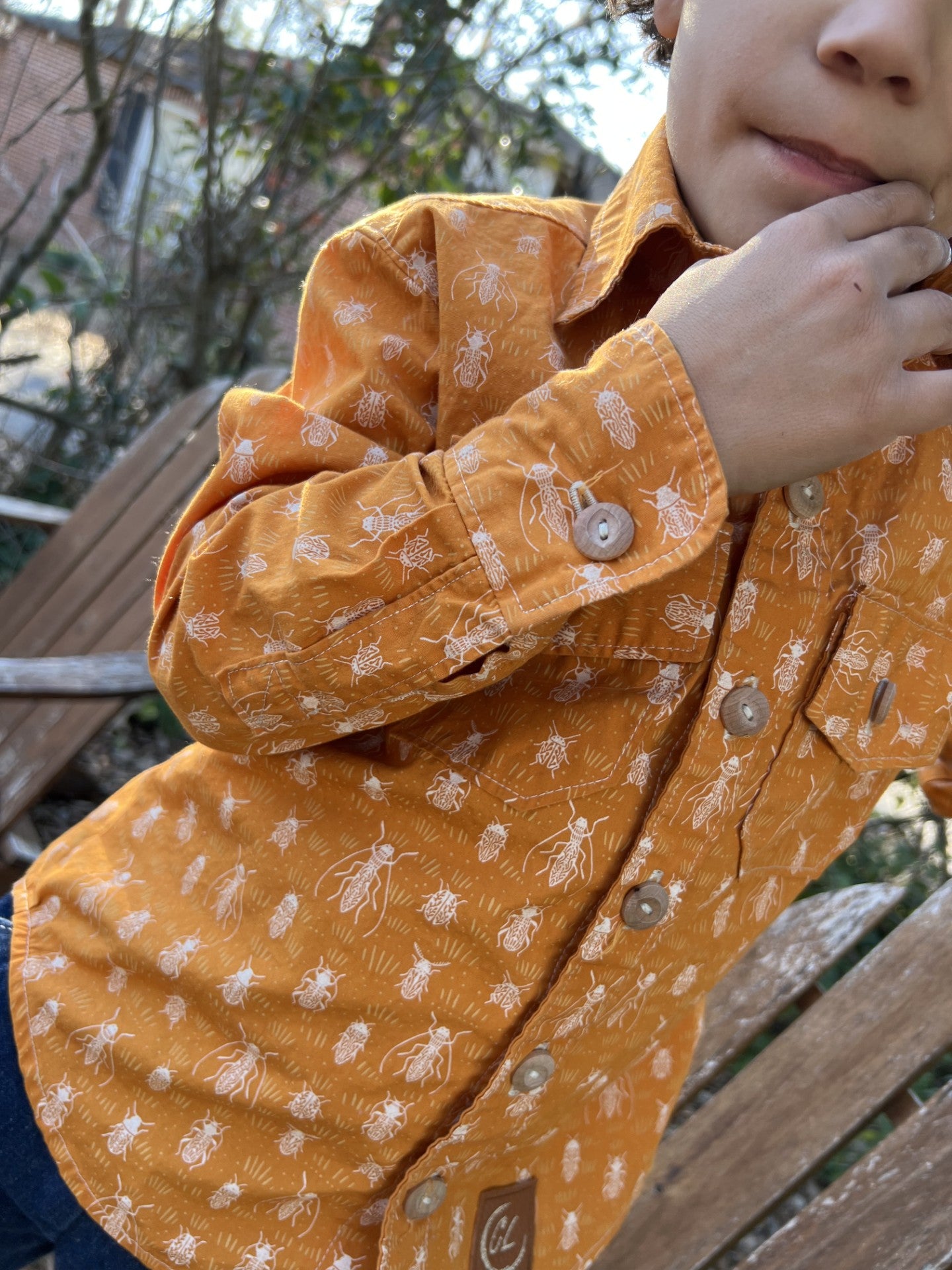 Camp shirt with bug print